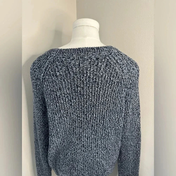 H&M Sweater - Sz Medium EUC 50% Cotton - Picture 9 of 11